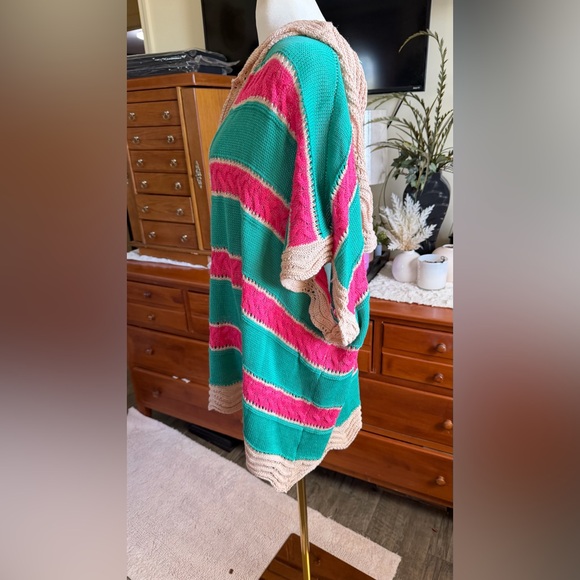 Striped hooded Knit oversized Top in Teal and Pink - Picture 8 of 13